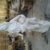 GARGAMEL LAIR'S STATUES  The sculptures are molded and casted out of plaster, then assembled. Molders: Gilles St-Amand, Claude Massicotte, Fabrice Lapa assisted by the sculptor team